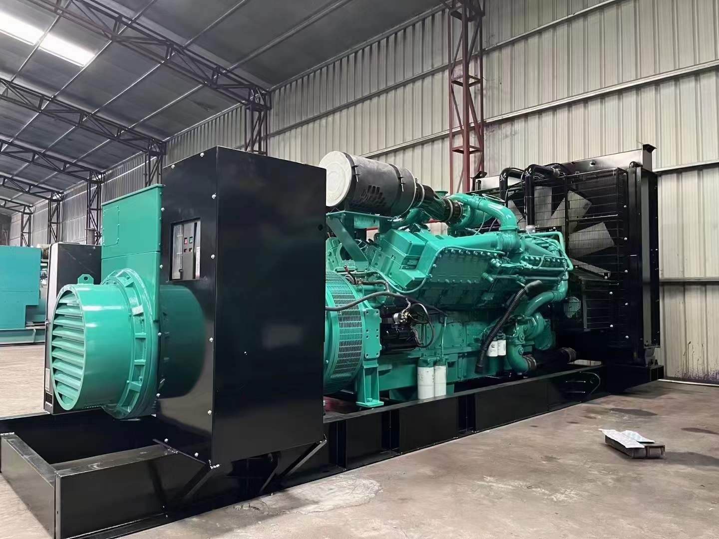 海宁如何降低 800kW 柴油发电机输出电流的波动？