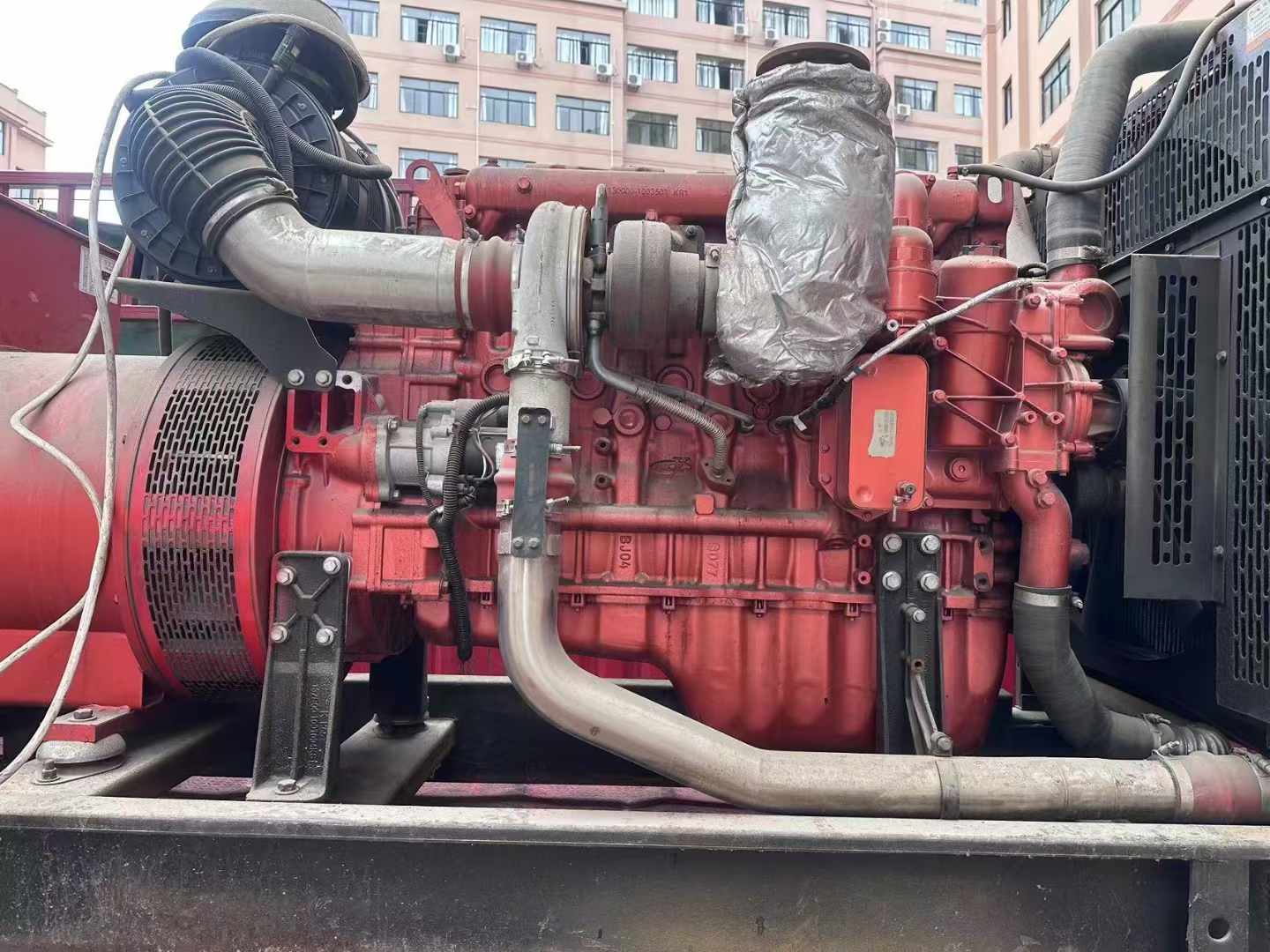海宁如何选择适合 600kW 柴油发电机组的过载保护器？
