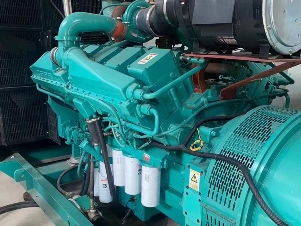 海宁更换100kW柴油发电机组机油时，需要注意哪些事项？